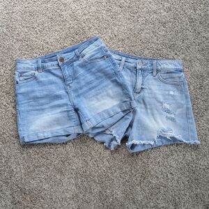 Time And Tru Bundle Of 2 Pairs Of Denim Blue Women's Shorts